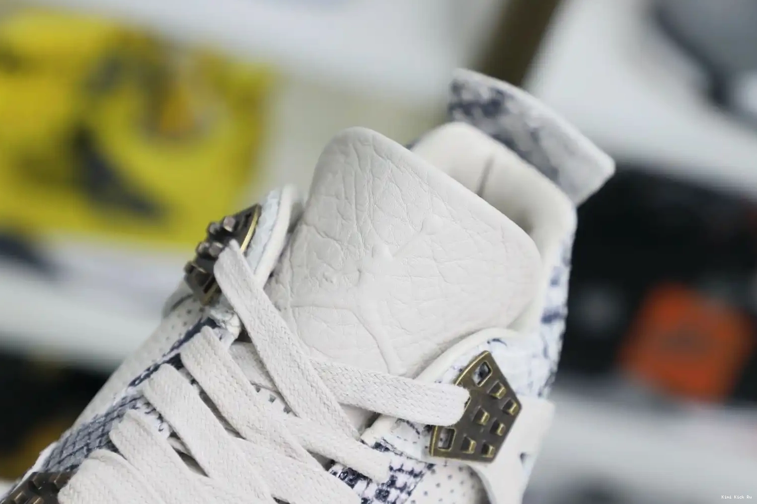 4 Air Kimikick snakeskin retro Jordan Jordan 0512